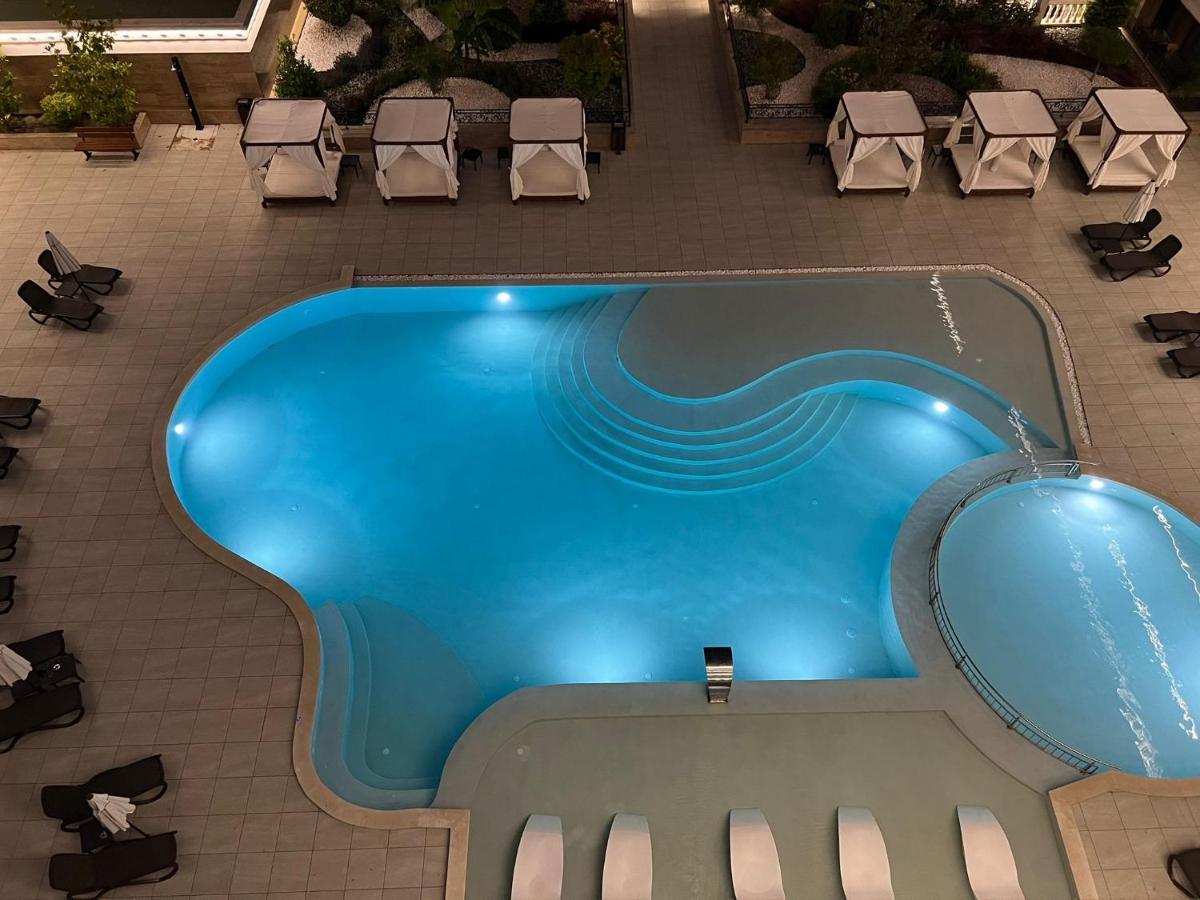 Luxury Penthouse Apartments At Valencia Gardens Burgas Exteriör bild